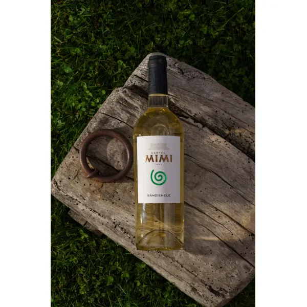 Castel Mimi Vin alb sec Sanzienele 0.75l - image 3