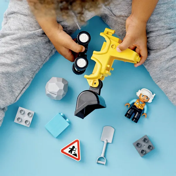Конструктор lego duplo бульдозер (10930) - image 3