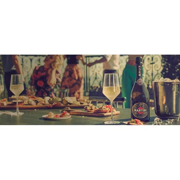 Martini Vin Spumant Alb Brut 0.75l - image 3