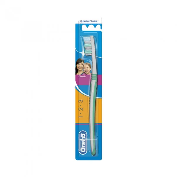 Oral-B Periuta de dinti 3 Effect Classic, 40, Medium - image 1
