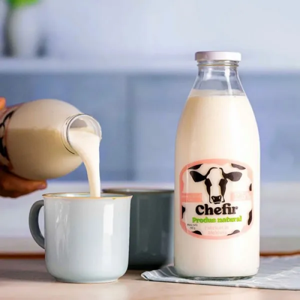 Кефир ферментированный Lattese 2,5% 790г - image 4