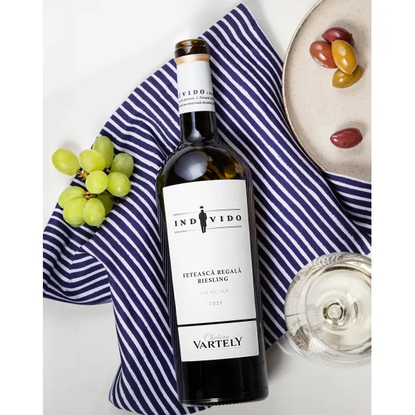 Chateau Vartely Individo Feteasca Regală & Рислинг белый сухой 0,75л - image 2