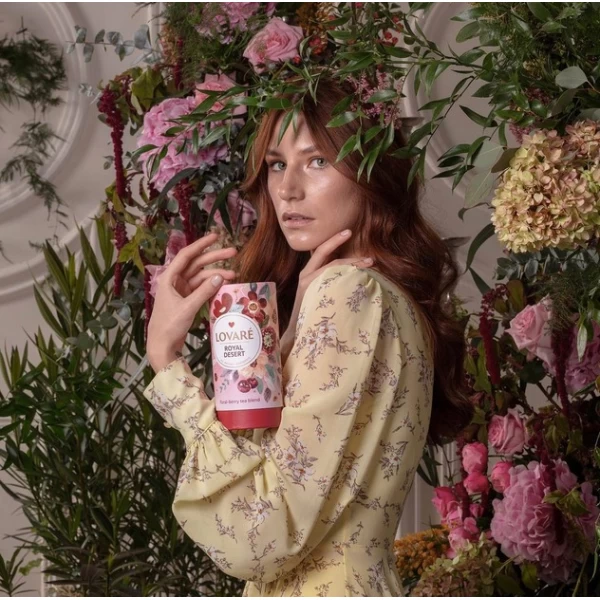 Lovare Ceai 80 g Royal Dessert, petale de flori si fructe de padure - image 4
