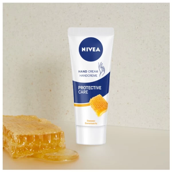 Nivea Crema pentru maini cu ceara de albine 75 ml - image 4